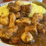 カレーの店 マボロシ - 豚肉ゴロゴロ！
