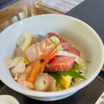お食事処 八角 - 海鮮丼