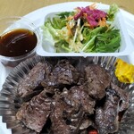 グリル あまから - 角切りステーキ　¥1,380