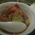 串揚げ酒場 仲丸 - もつ煮込み（￥380-）