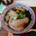 Shuyoukan Chuukashibu - ワンタン麺