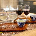 カフェ&ワインバー 葡萄酒一番館 - 飲み比べ３種 赤＆白