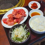 Yakiniku Okuu - 人気No1、数量５食限定『黒毛和牛切り落としランチ』