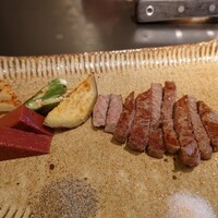 神戸牛すてーきIshida. 銀座本店 - 