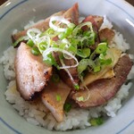 らあめん サンド - 炙りチャーシュー丼