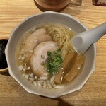 貪瞋癡 - 白醤油ラーメン