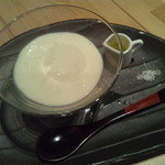 孝虎 - トロトロ半熟青豆豆腐