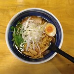 鳥若圓 - 【あっさり】焼アゴだしラーメン 醤油：５００円（税込）【２０２２年９月撮影】