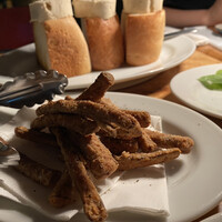 カルネジーオ イースト - 