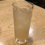 丸万焼鳥 - 日向夏サワー