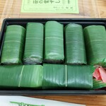 Sasa Sushi Ogura Ya - 笹すし750円