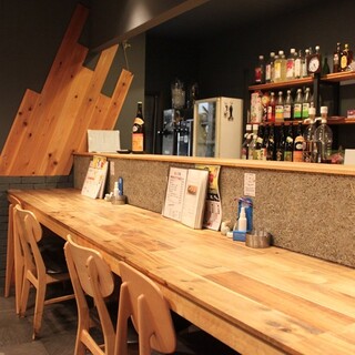 The horigotatsu seats are semi-private rooms, and the restaurant can accommodate up to 43 people!
