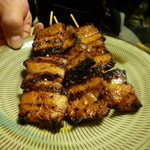 焼鳥いなかもん - 豚バラですが・・・味噌？タレだっけ？