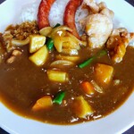 Koko Ichibanya - 野菜カレー＋ハーフソーセージ＋フライドチキン3個。1150円。