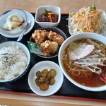 中華料理 四川 - 