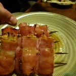 焼鳥いなかもん - えのきベーコン巻き