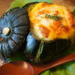 山ごぼう - かぼちゃのグラタン。入れ物も食べられちゃいます。
