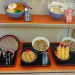 小諸そば - 店頭ディスプレイ (2013/4)