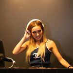 R1 TOKYO Bar&Restaurant - 
