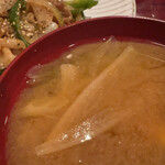 喫茶 レトロ - 焼肉定食(\800) 大根の入ったお味噌汁