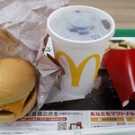 マクドナルド - 料理写真:こく旨すき焼月見バーガーセット