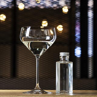 能品嘗到日本酒美味的“RIEDEL”純米酒專用玻璃杯