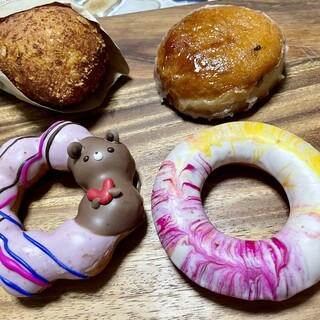 JACK IN THE DONUTS_1