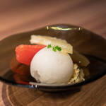 東京焼肉 黒木 - シャンパンソルベ フルーツ添え