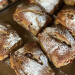パン工房アウトレット あにまーと - フルーツリュスティック230円