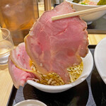 超純水採麺 天国屋 - 豚肩ロースのレアチャーシュー