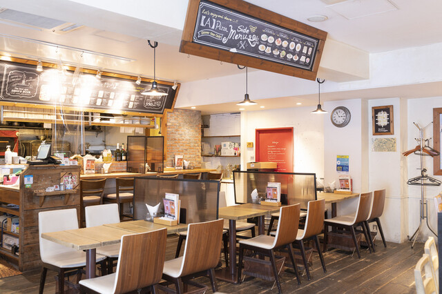 APIZZA Ikebukuro Higashitori Honten (エーピッツァ) - Toden Zoshigaya/Pizza |  Tabelog