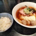 支那ソバ 小むろ - このラーメンに御飯は不向きかなぁ