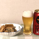 マルカワ渋川せんべい - 味噌カレー牛乳煎餅でビールをゴクゴク！
