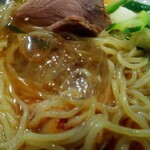 辣香坊 - 氷が入ったスープが甘酸っぱく美味しい