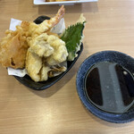 かっぱ寿司 - 寿司屋の季節の天ぷら盛り合わせ