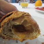 Ristorante Zaramella - マーマレードジャム入りのクロワッサン断面