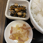 わ楽 - ②ヒジキと大豆の煮物、白菜のお新香