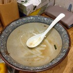 煮干し中華そば 一剣 - ミセスも綺麗に完食
