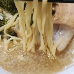 らあめん彩鶏どり - 麺の感じ