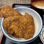 越前そばの里 - ソースかつ丼。このソースが美味い