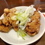 らーめん おっぺしゃん - 角度を変えて♯衣はサクッ♪と、お肉はジューシー❤️