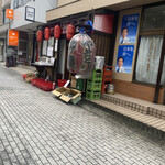 Benkei - 浦和に随分早い時間に着いたので…飲み会の現場
      
      視察…視察だと悟られないように…（誰に？）
      
      一度お店の前を通り過ぎてからの…
      
      過ぎてからの…からの…