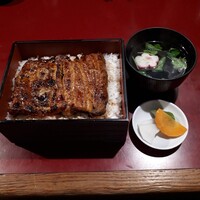 八べえ - うな重特々上３８５０円