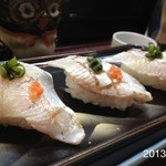 すし豊 - 2013.4.21(土)21時半予約訪問 寿司一貫で、三重奏から五重奏を味わえる喜びと幸せに、畏敬の念を表します。