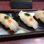 すし豊 - 2013.4.21(土)21時半予約訪問 寿司一貫で、三重奏から五重奏を味わえる喜びと幸せに、畏敬の念を表します。
