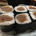 すし豊 - 2013.4.21(土)21時半予約訪問 寿司一貫で、三重奏から五重奏を味わえる喜びと幸せに、畏敬の念を表します。