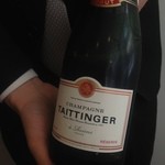 レストラン ラ・フロレゾン・ドゥ・タケウチ - 先ずは、テタンジェでカンパ〜ぃ♪