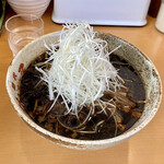 麺武 はちまき屋 - 醤油・麺硬め・白髪ネギトッピング