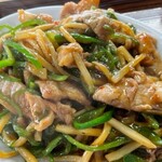 柴龍 - 肉ピーマン炒めアップ