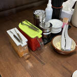 しゅうちゃんラーメン - 辛モヤシ、うまし！着丼が早いのでチョットだけ食した（笑）